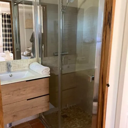 - Le Clos Devancon Apartment Greoux-les-Bains