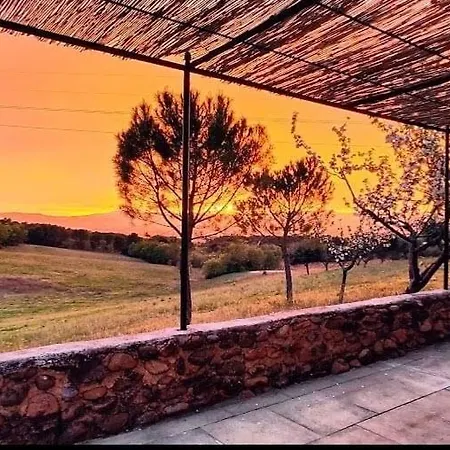 - Le Clos Devancon *