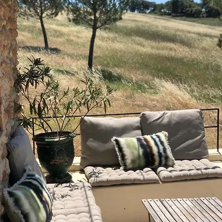 - Le Clos Devancon * Gréoux-les-Bains